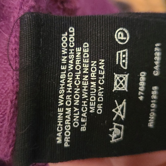 H&M Sweater Dress - Picture 4 of 5